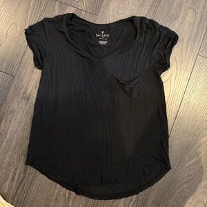 American Eagle Outfitters Black V-Neck Short Sleeve Tee